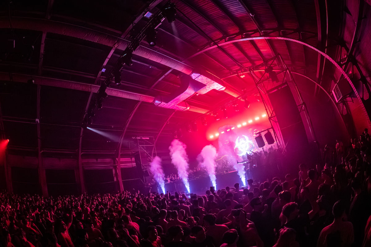 Loading... just a sec